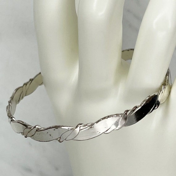 Vintage Mexico Silver Tone Flat Braided Bangle Br… - image 4