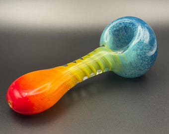 Rainbow glass pipe with a spiral twist and flat mouthpiece