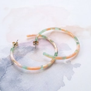 Emma Light Green & Pink Tortoise Earrings, Tortoise Shell Hoop Earrings, Tortoise Shell Earrings, Tortoise Hoop Earring, Minimalist Earrings