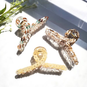 Ruth Hair Claw, French Hair Clip, Tortoise Shell Hair Claws, Colorful Chain Link Hair Clips, Tortoiseshell Hair Accessory, Resin Jaw Claw