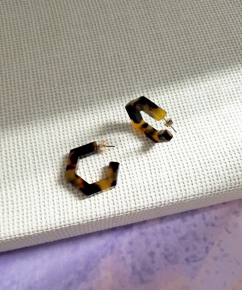 Tortoise Shell Hoop Earrings Tortoise Hoop Earrings Geometric Tortoise Shell Earrings Elizabeth Hexagon Dark Gold Brown Tortoise Earrings