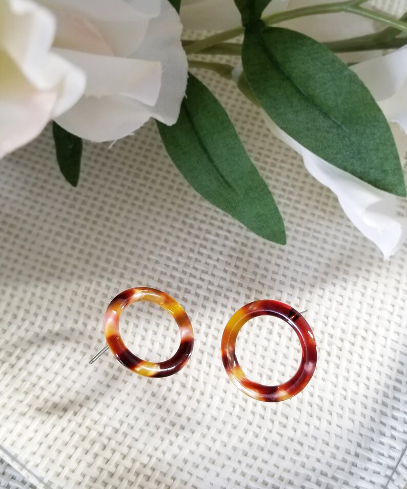 Dainty Stud Earrings Angela Bloody Mary Tortoise Earrings Tortoise Shell Stud Earrings Minimalist Stud Earrings Tortoise Shell Earrings