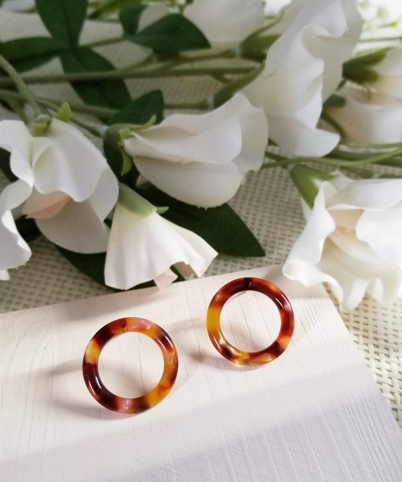 Dainty Stud Earrings Angela Bloody Mary Tortoise Earrings Tortoise Shell Stud Earrings Minimalist Stud Earrings Tortoise Shell Earrings