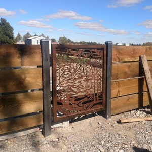 outdoor Enterance gate Metal custom art handmade rustic garden gates