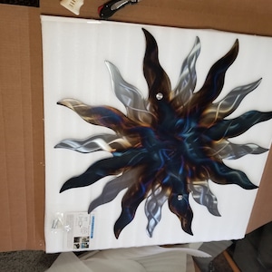 Metal Wall art Sun, kerstcadeau Wall Decor, gerecycleerde stalen zon, aangepaste zon, rustieke boerderijstijl, grote metalen zon, cadeau voor haar kunst