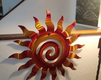 Sol de arte de pared de Metal, escultura de pared de sol abstracto, arte de interior al aire libre, arte de Metal moderno, decoración colgante de pared grande azul metálico
