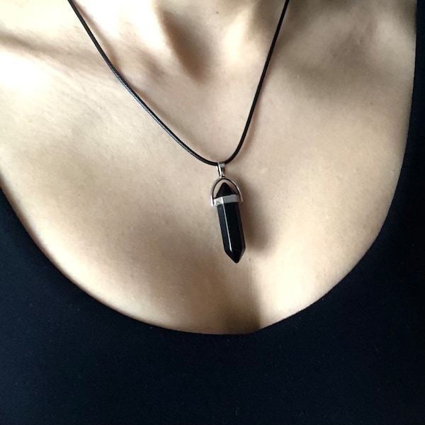 Collier ONYX pour homme ou femme, collier en onyx noir, collier pointe d'onyx, collier pierre noire, pendentif cristal noir, collier de protection