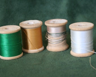 Vintage Thread on Wooden Spools, Wood spools for crafts