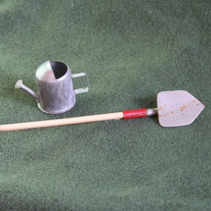 Miniature Gardening Tools: Shovel & Watering Can image 4