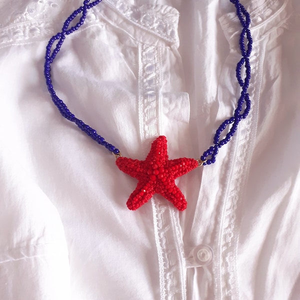 Girocollo blu con stella rossa Collana di perline Collana estate moderna Ciondolo portafortuna tessile Regalo per amica Regalo per mamma