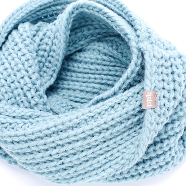 Kids Knitted Infinity Scarf - One Size 3y+  Blue