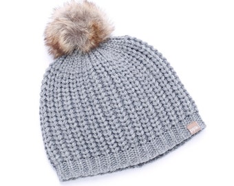 Girls Warm Chunky Knit Hat - Silver /Gray ( 2-4Y) (4-6Y) (6-12Y)