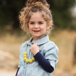 Little Girls Artisan Knit Necklace ( 3-8Y)