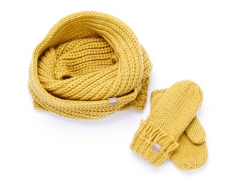 Girls Chunky Knit Scarf Set with Mittens - Mustard  ( 3-6 Y)