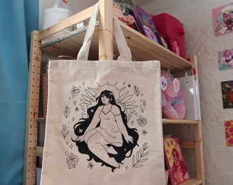 Bolsa Tote Coquette com Ilustração de Anjo - 100% Lona com Estampa Serigráfica de Flores em Linha