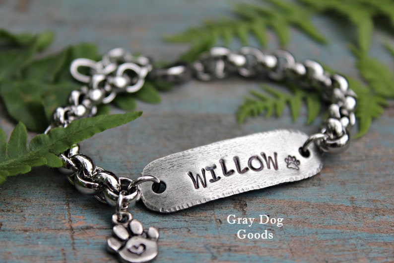 Pet Name Bracelet Personalized Pet Mom Bracelet Dog Etsy