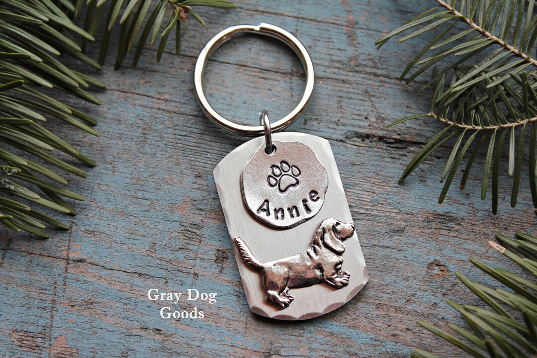 Il Metallo Peddler Basset Hound Key Rackguinzaglio del Cane con 5Ganci Appendiabiti Casual Large 9 inch Wide