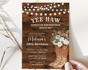 Plantilla editable de invitación de cumpleaños estilo vaquero, invitación de cumpleaños de vaquera, ¡Prepárate para la acción!, botas vaqueras florales, Corjl 0147
