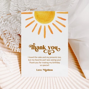Tarjeta de agradecimiento editable con el primer viaje alrededor del sol, tarjeta de agradecimiento de cumpleaños con temática de sol boho, plantilla imprimible Corjl 0118