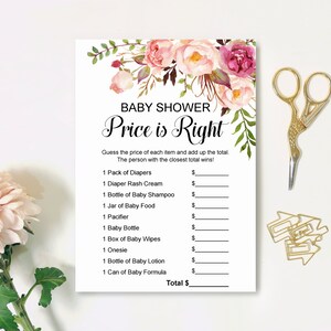 Op de afbeelding: Een roze en groene baby shower-spelkaart met de titel "Price is Right". Het spel vraagt ​​gasten om de prijs van verschillende babyartikelen te raden, zoals luiers, luieruitslagcr&egrave;me, shampoo en flesvoeding.