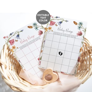 K&ouml;nnte beinhalten: Zwei florale Baby-Bingo-Karten in rosa und wei&szlig;. Die Karten haben ein Raster mit Feldern, die ausgef&uuml;llt werden, wenn Geschenke bei einer Babyparty ge&ouml;ffnet werden. Der Text auf den Karten lautet "Baby Binge".
