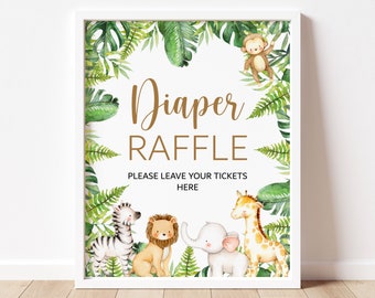 以下が含まれることがあります： 緑色のジャングルの縁取りと「Diaper Raffle」という金色の文字が書かれた白い看板。看板には「Please leave your tickets here」とも書かれている。看板にはシマウマ、ライオン、ゾウ、キリン、サルが描かれている。