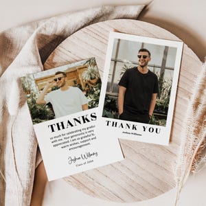 Bearbeitbare einfache Abschluss-Dankeschön-Karte mit Foto-Grad-Danke-Postkarte Minimalistische Abschlusskartenvorlage Corjl 0143