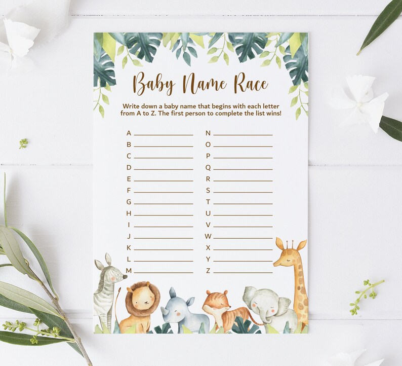 Puede incluir: Un juego de baby shower imprimible con tem&aacute;tica de la jungla. El juego se llama "Baby Name Race" e instruye a los jugadores a escribir un nombre de beb&eacute; que comience con cada letra del alfabeto. El juego presenta una ilustraci&oacute;n colorida de animales de la jungla.