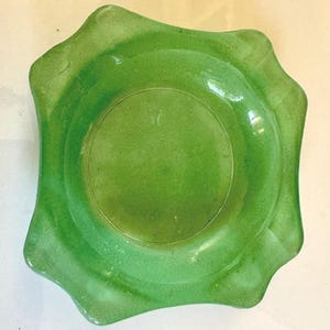 Vintage Jadeite Glass Bowl, Green Wavy Edge Dish, Collectible Fire-King Style Jadeite Tableware, Retro Kitchen Decor, Antique Glassware