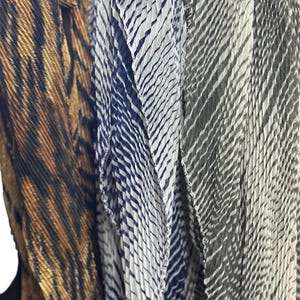 Striped pleated scarf