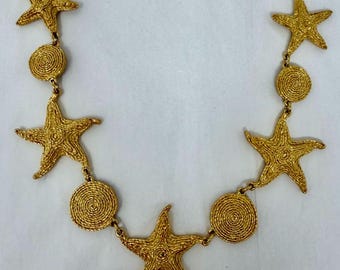 Vintage Trifari Starfish Necklace Gold Tone Nautical Statement Beach Jewelry Signed TM Mint