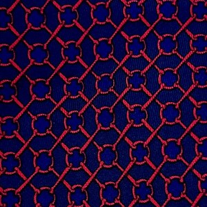 エルメス パリ シルクネクタイ – ネイビーブルー＆レッド 幾何学模様