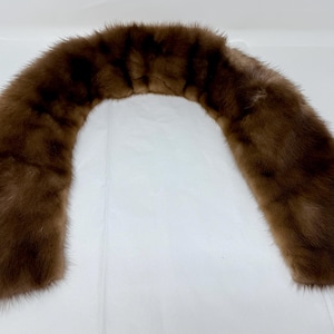 Vintage Genuine Mink Fur Collar – Dark Brown Detachable Shawl Scarf Wrap with Satin Lining – 1950s/1960s