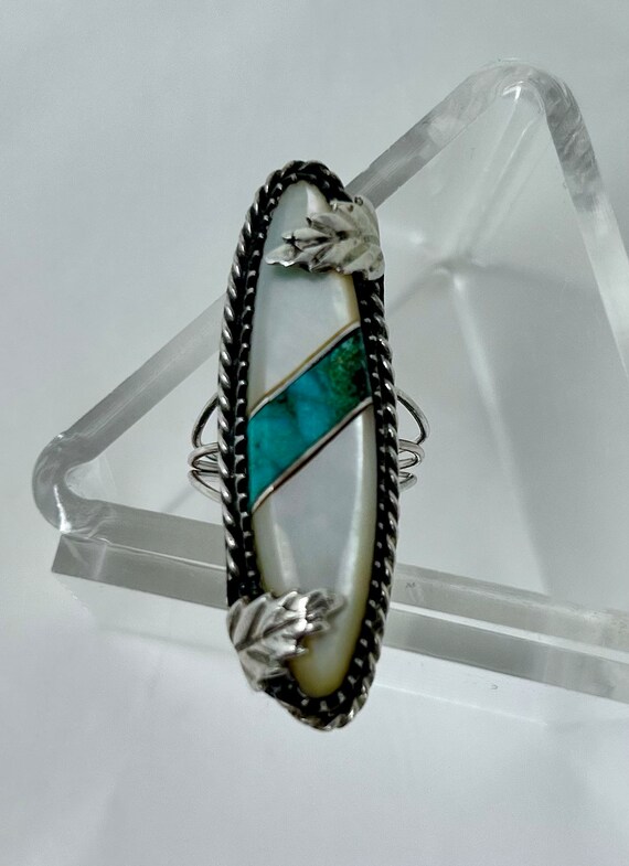 Vibrant Vintage Zuni Mother Of Pearl Sterling Silver Ring Native American Old Vibrant Vintage Zuni Mother Of Pearl Sterling Silver Ring Native American Old