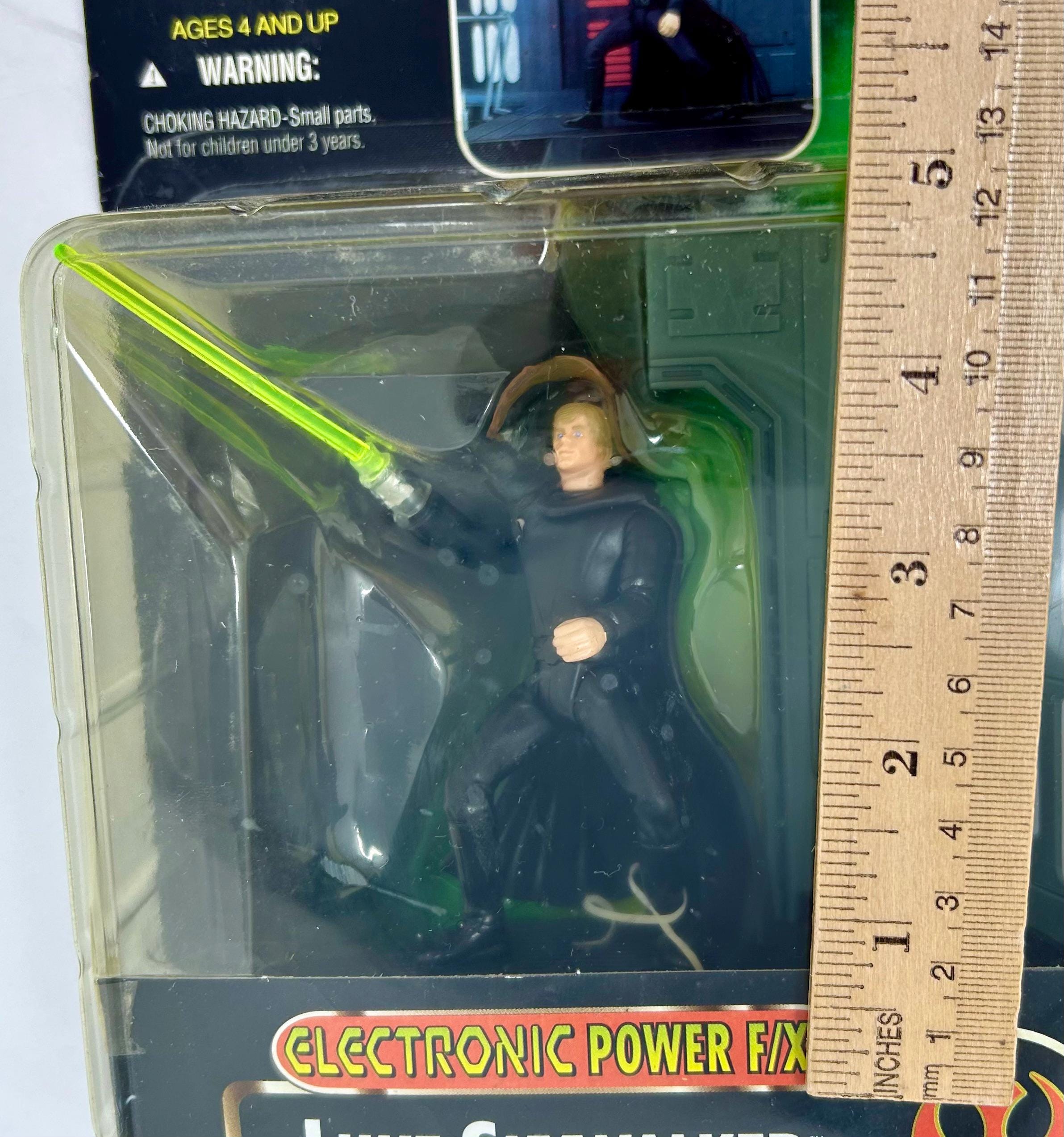Vintage 1997 Kenner Star Wars Luke Skywalker Glowing Lightsaber