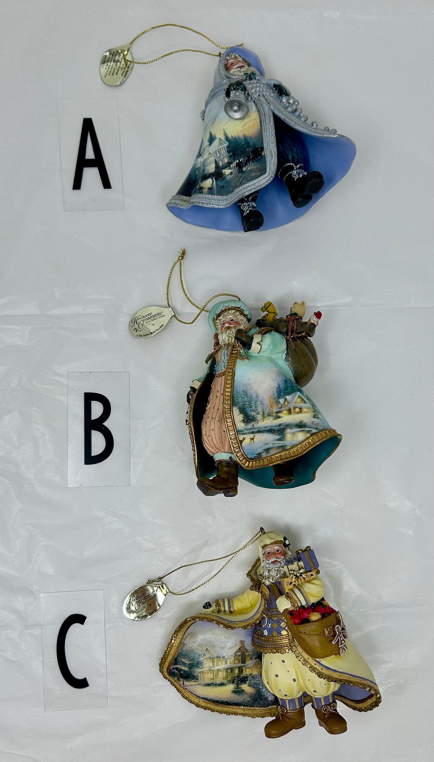 Set of 3 Thomas Kinkade Old World Santa Ornaments – Snowfall Set of 3 Thomas Kinkade Old World Santa Ornaments – Snowfall