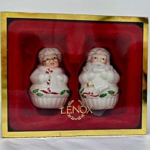 Lenox salt pepper shakers Santa Mrs. Claus Christmas holiday ceramic porcelain holly