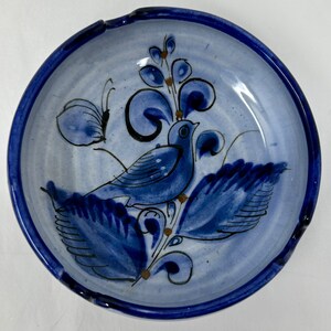 vintage Tonala Mexican pottery ceramics ashtray hand painted blue bird folk art