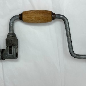 Vintage Hand Crank Drill – Manual Screwdriver Tool No. 108 with Wood Handles