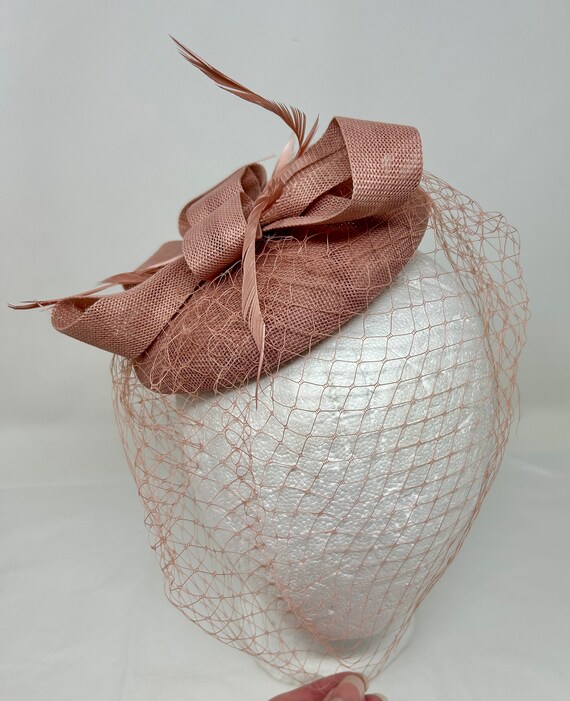 crescent mauve hat net pink Juliet veil fascinato… - image 6