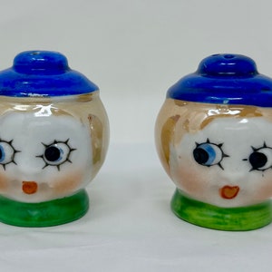 Vintage mid-century Japan Porcelain Child Face Salt & Pepper Shakers – Gloss Glaze – Blue Hat – Kawaii