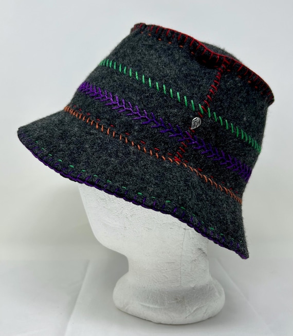 Vintage Helen Kaminski Wool Bucket Hat – Gray Boiled Wool  display picture 2