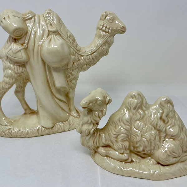 vintage 70's set of 2 ceramic porcelain camels Atlantic ivory shinny glazed figurines nativity