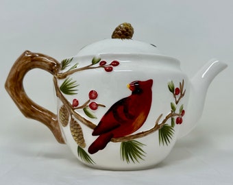Harry & David teapot vine handle cardinal bird pine cone tree berries holiday winter ceramic porcelain