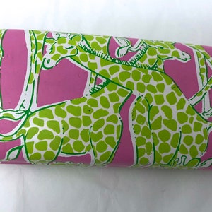 Lilly Pulitzer Pink and Green Sunglasses Case Lilly Pulitzer | Accessories | Lilly Pulitzer Pink And Green  main image 4
