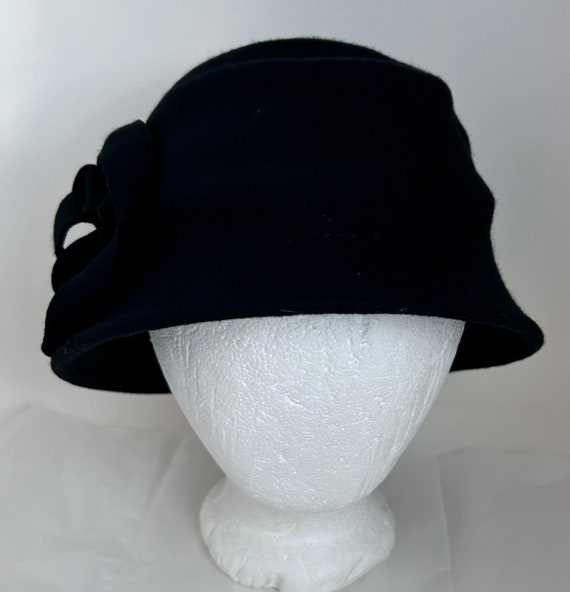 vintage Betmar hat Alexandrite wool hat black cloc