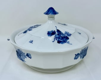 Royal Copenhagen Blue Flower Braided Covered Tureen Casserole Dish #1595 Denmark Porcelain