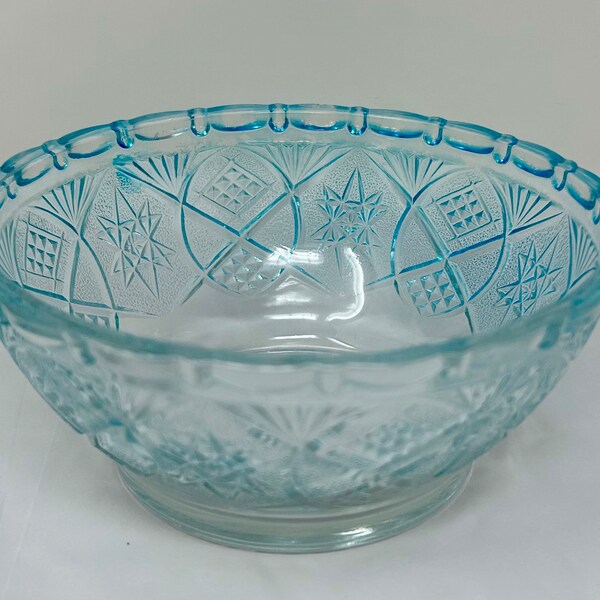 vintage Indiana glass bowl light blue  4 6/8" depression star