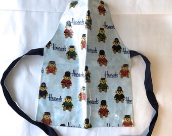 Harrods HARRODS CLEARANCE PRICE PACK OF 2 CHILDS APRONS NEW.LIMITED AMOUNT.16 PACKS ONLY 