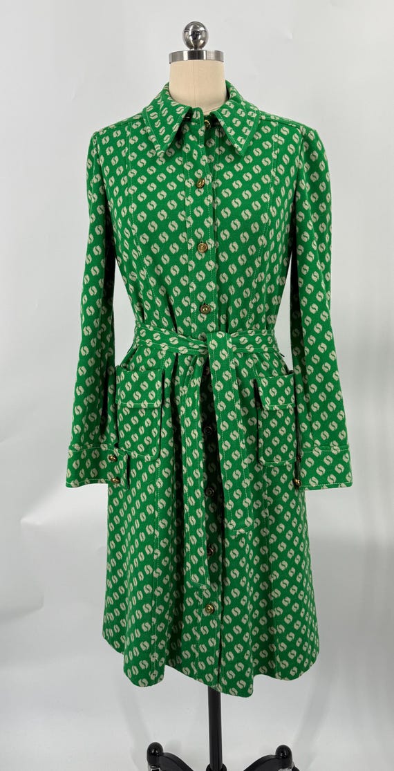 green geometric shirt dress Geometric Print Shirt Dresses | Vibrant Colors
